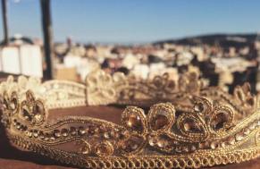 photoshoot crown accessory